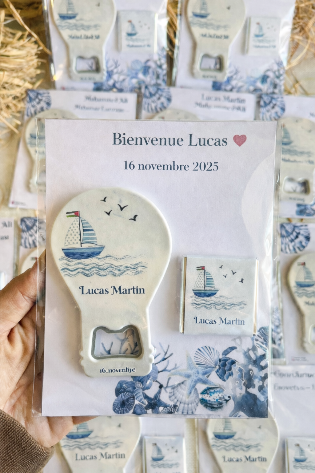 Coffret Personnalisé anniversaire, naissance pour garçon – Décapsuleur & Chocolat (Thème rose)