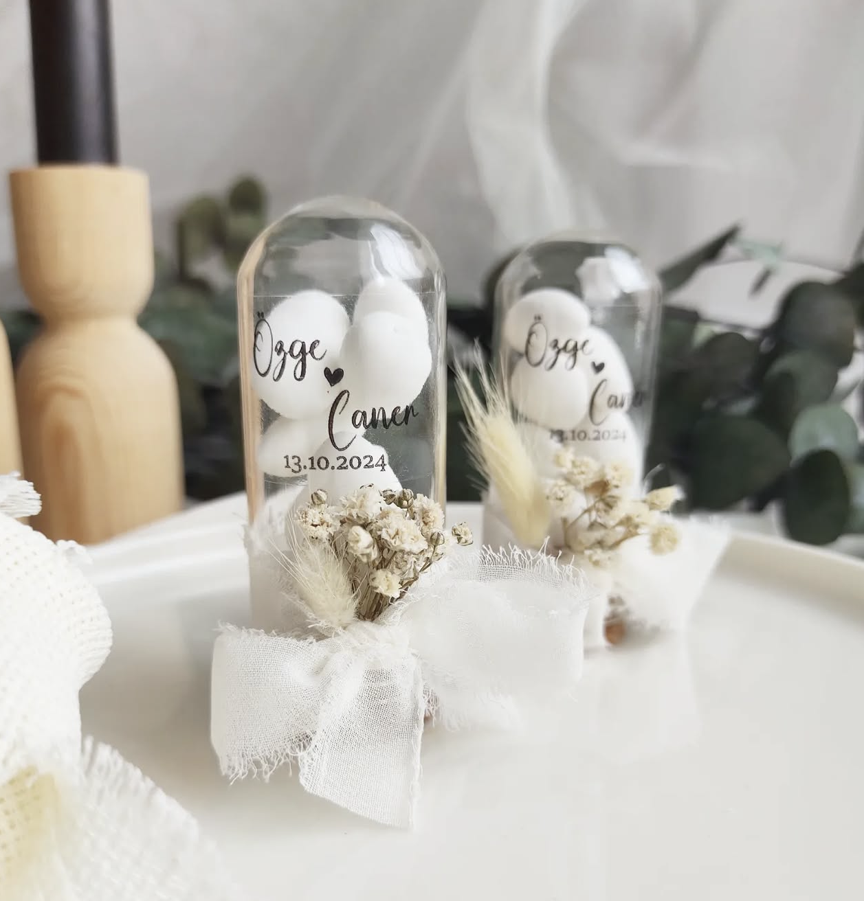 Dragées Sous Cloche – Personnalisées pour Mariage