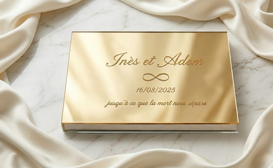 Livre d’Or de Mariage Signature – Couverture Miroir Acrylique Personnalisée