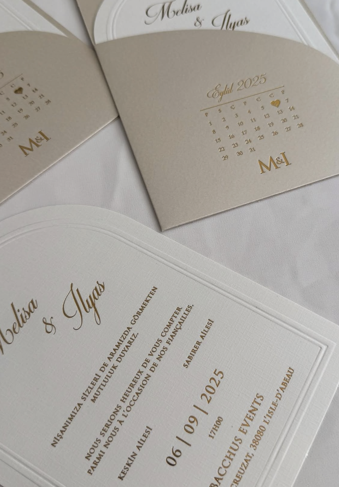 Faire-part de Mariage "Douceur Nude" - Format Arche & Pochette Dorée