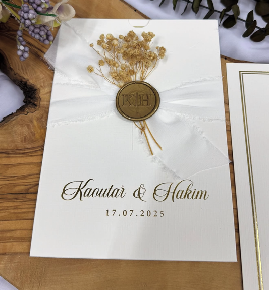 Faire-part "Nuage de Fleurs" - Blanc Écru et Finitions Dorées Classiques