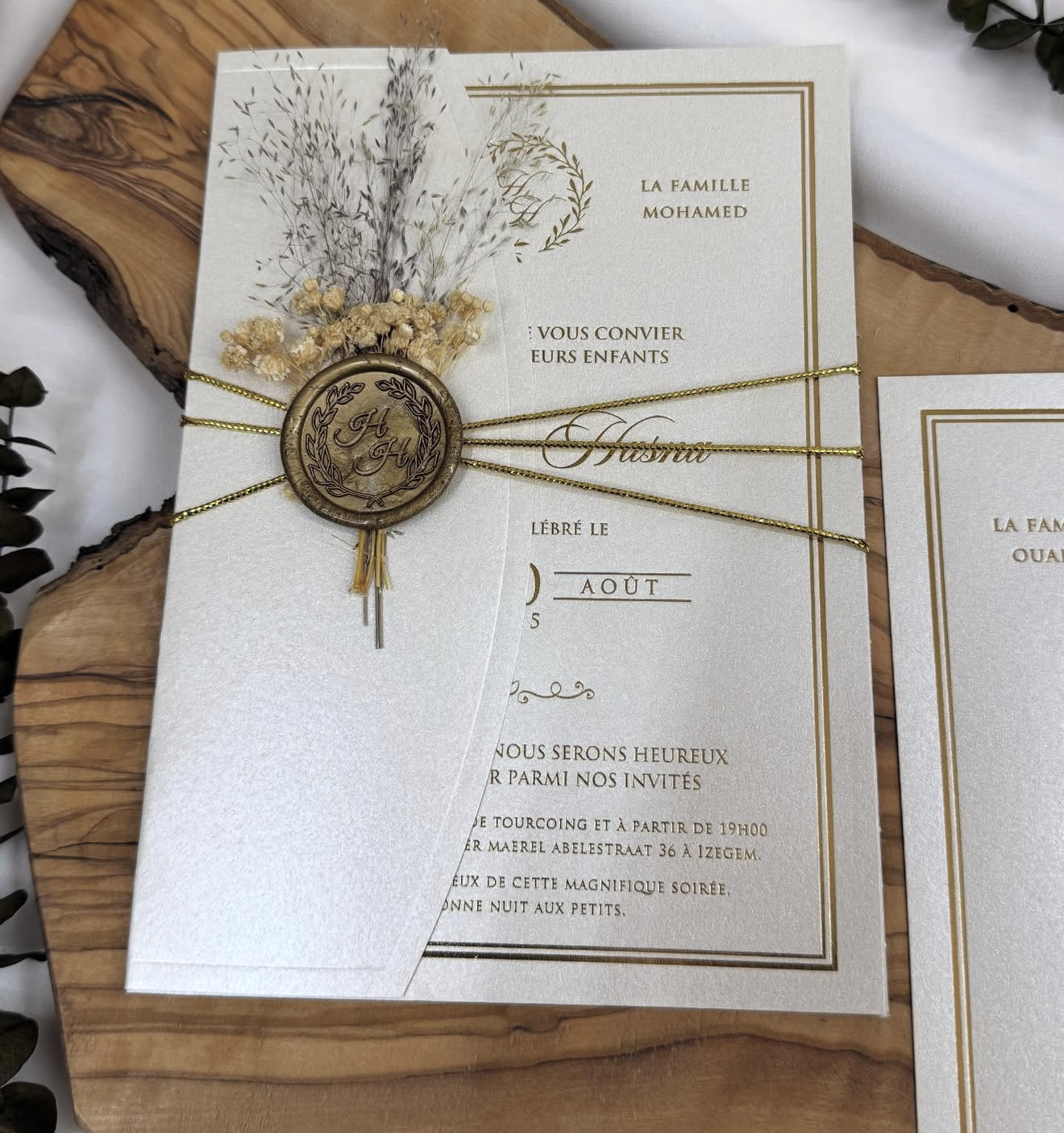 Faire-part "Héritage D'Or" - Carton Nacré et Sceau de Cire Imposant