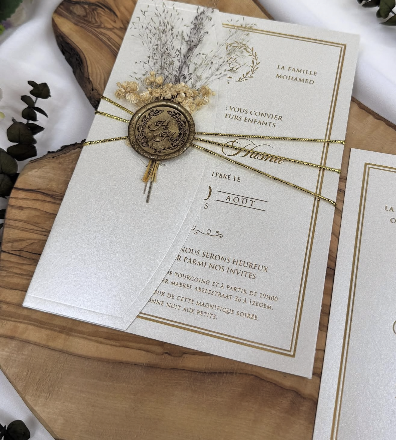 Faire-part "Héritage D'Or" - Carton Nacré et Sceau de Cire Imposant