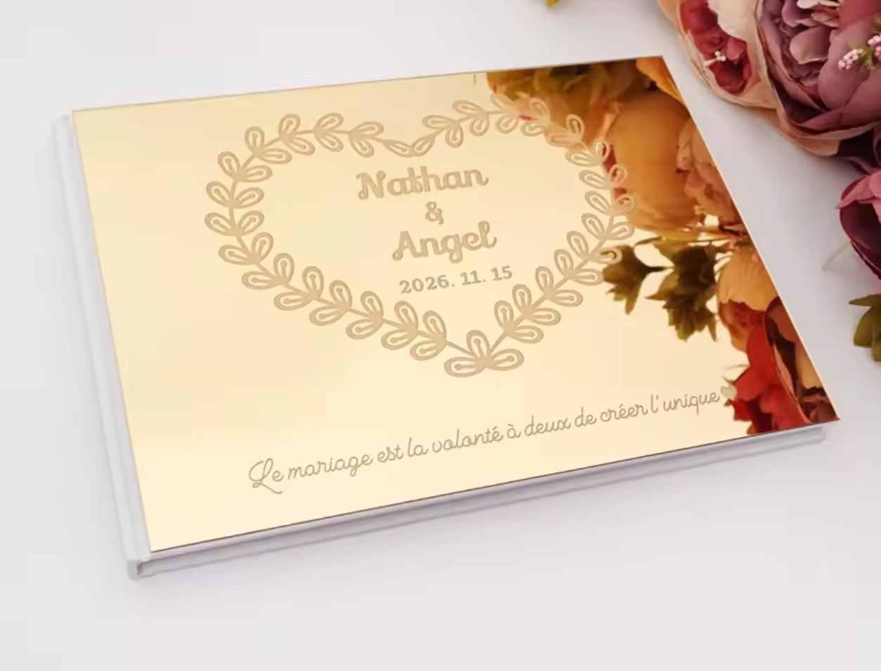 Livre d’Or de Mariage Signature – Couverture Miroir Acrylique Personnalisée