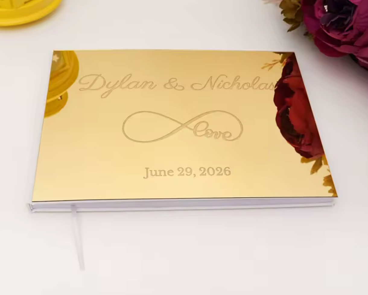 Livre d’Or de Mariage Signature – Couverture Miroir Acrylique Personnalisée