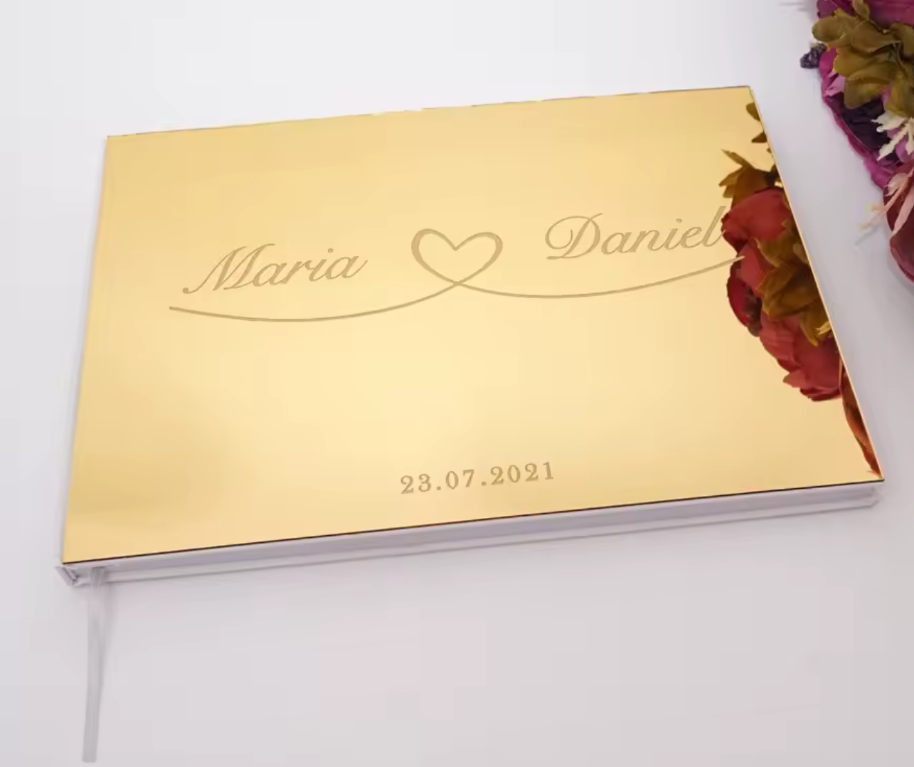 Livre d’Or de Mariage Signature – Couverture Miroir Acrylique Personnalisée