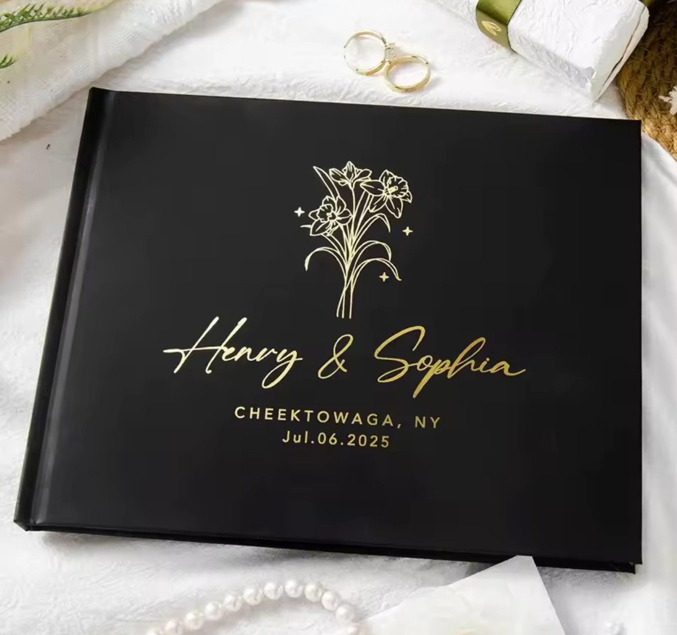 Livre d’Or de Mariage Classique – Noir ou Blanc Personnalisable