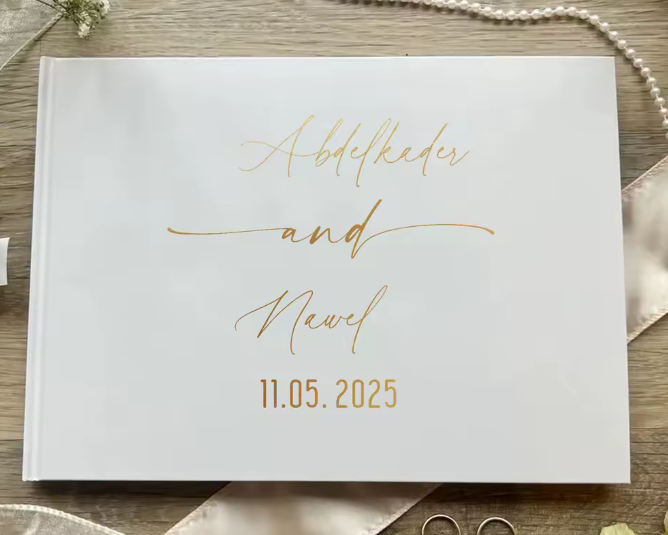 Livre d’Or « Élégant » – Finition Or Personnalisable