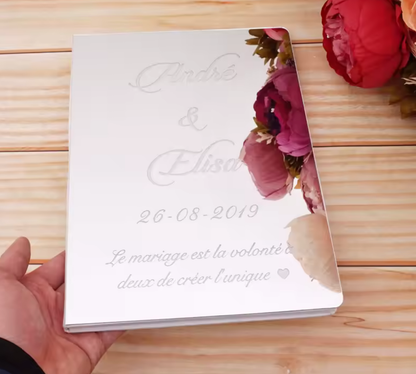 Livre d’Or de Mariage Signature – Couverture Miroir Acrylique Personnalisée