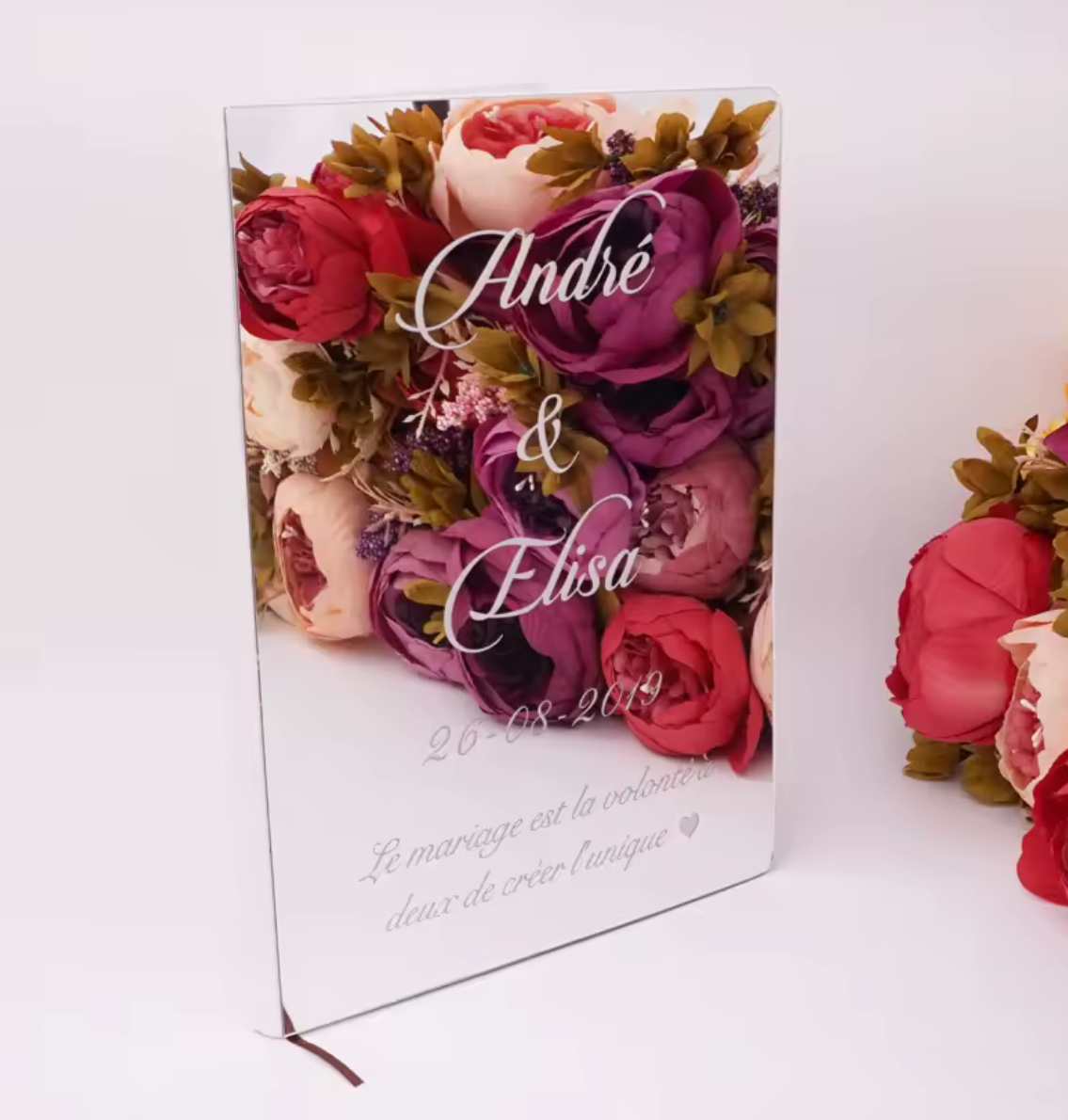 Livre d’Or de Mariage Signature – Couverture Miroir Acrylique Personnalisée